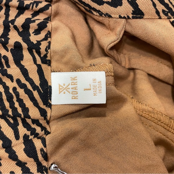 Roark Tan and Black Patterned Pants - Picture 5 of 6